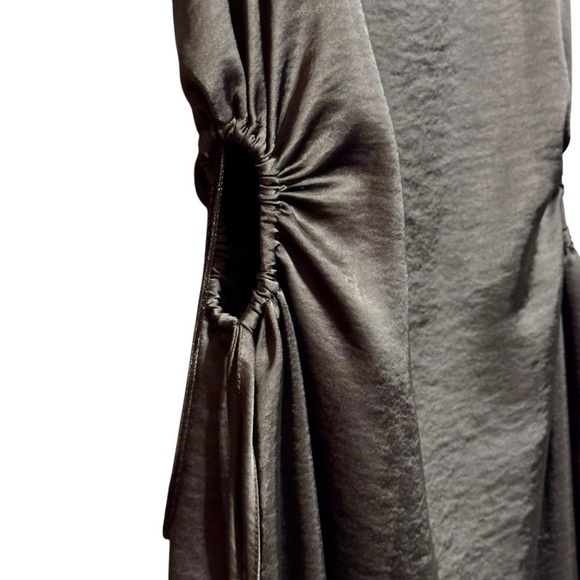 HOUSE OF HARLOW 1960 Satin Side Ruched Cutout Square Neckline Midi Slipdress - Picture 5 of 12